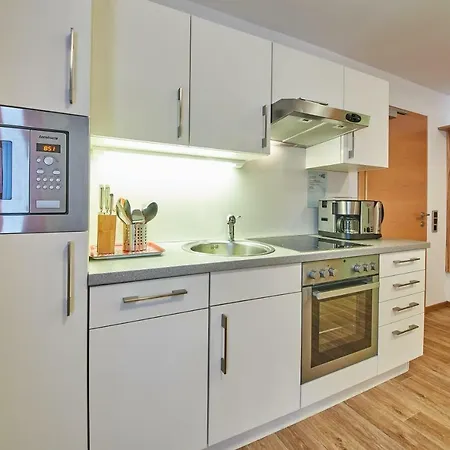 Hollin * 萨尔巴赫