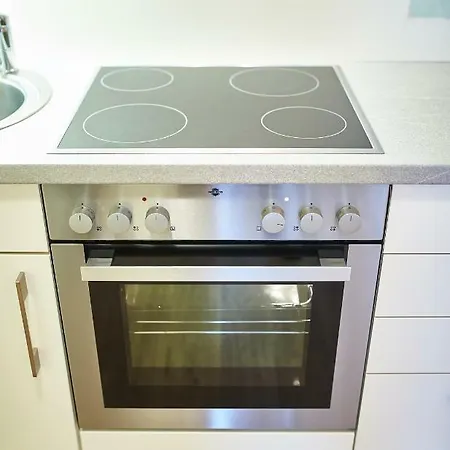 Hollin * 萨尔巴赫